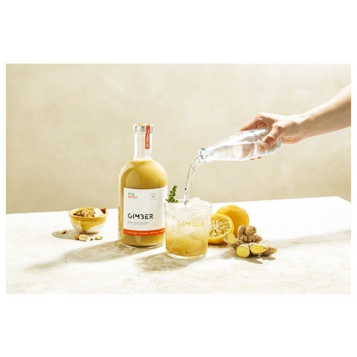 Gimber - N°2 - Brut - Concentré de gingembre biologique avec yuzu et thym citron - 700 ml - Bio Gimber - N°2 - Brut - Concentré de gingembre biologique avec yuzu et thym citron - 700 ml - Bio