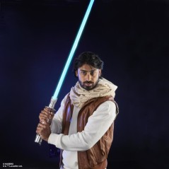 Sabre laser électronique Ezra Bridger Force FX Elite avec LED et effe