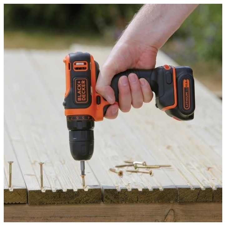 Kit visseuse sans fil - 12V - BLACK+DECKER - BDCDD12KB-QW - 2 batteries - chargeur - coffret Kit visseuse sans fil - 12V - BLACK+DECKER - BDCDD12KB-QW - 2 batteries - chargeur - coffret
