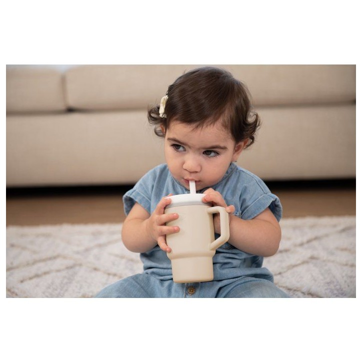 Ma premiere tasse silicone - INFANTINO - 255 ml - Sand Ma premiere tasse silicone - INFANTINO - 255 ml - Sand