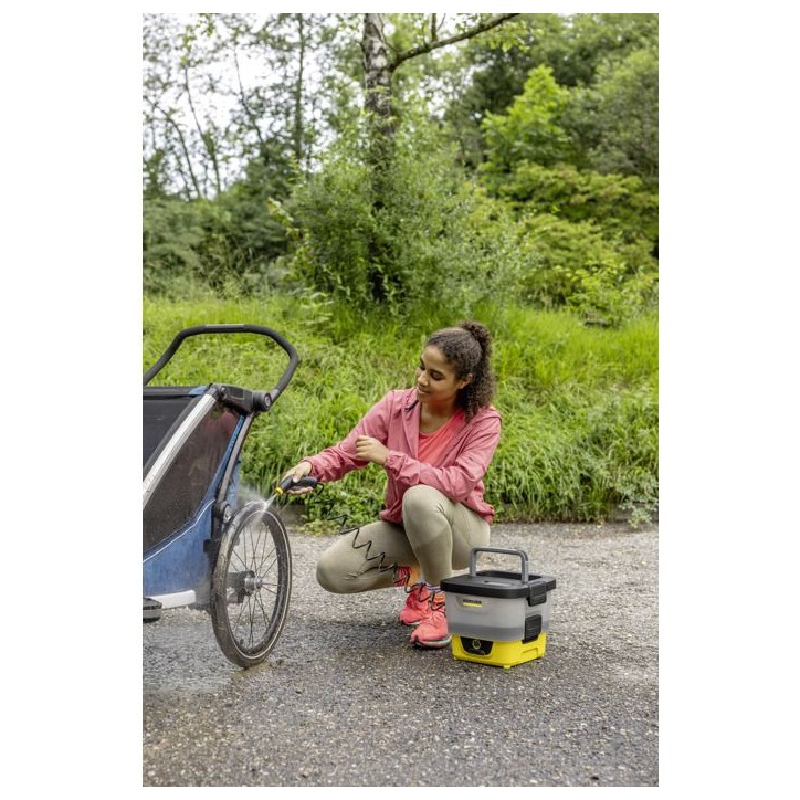 Nettoyeur mobile Karcher OC 4 - Pression 5 bar- Batterie intégrée- réservoir 8L Nettoyeur mobile Karcher OC 4 - Pression 5 bar- Batterie intégrée- réservoir 8L