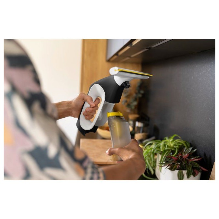 Nettoyeur de vitre WV 3 Comfort Care KARCHER - Nettoyeur de vitres - Raclette XL 280 mm - Autonomie 35 min - Nettoie jusqu'a 105 Nettoyeur de vitre WV 3 Comfort Care KARCHER - Nettoyeur de vitres - Raclette XL 280 mm - Autonomie 35 min - Nettoie jusqu'a 105