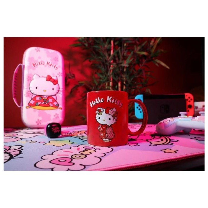 Mug thermoréactif - Konix - Hello Kitty - 320 ml - Motif kimono - Rouge Mug thermoréactif - Konix - Hello Kitty - 320 ml - Motif kimono - Rouge