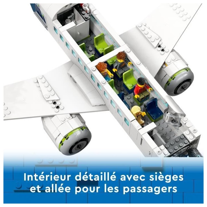 LEGO City 60367 L'Avion de Ligne, Jouet avec Bus de l'Aéroport, Remorqueur, Camion a Bagages et 9 Minifigurines