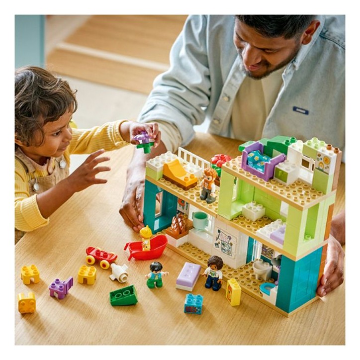 LEGO DUPLO Ma Ville 10470 La Maison Familiale Moderne 3-en-1 - Jouet Fille ou Garçon 2 ans LEGO DUPLO Ma Ville 10470 La Maison Familiale Moderne 3-en-1 - Jouet Fille ou Garçon 2 ans