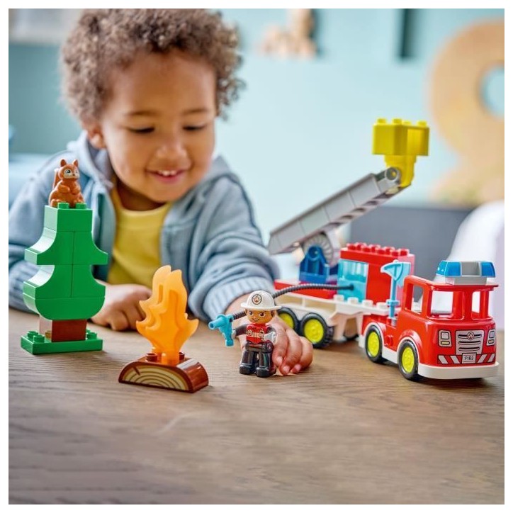 LEGO DUPLO Ma Ville 10473 Le Camion de Pompiers - Jouet Éducatif Garçon ou Fille des 2 ans LEGO DUPLO Ma Ville 10473 Le Camion de Pompiers - Jouet Éducatif Garçon ou Fille des 2 ans