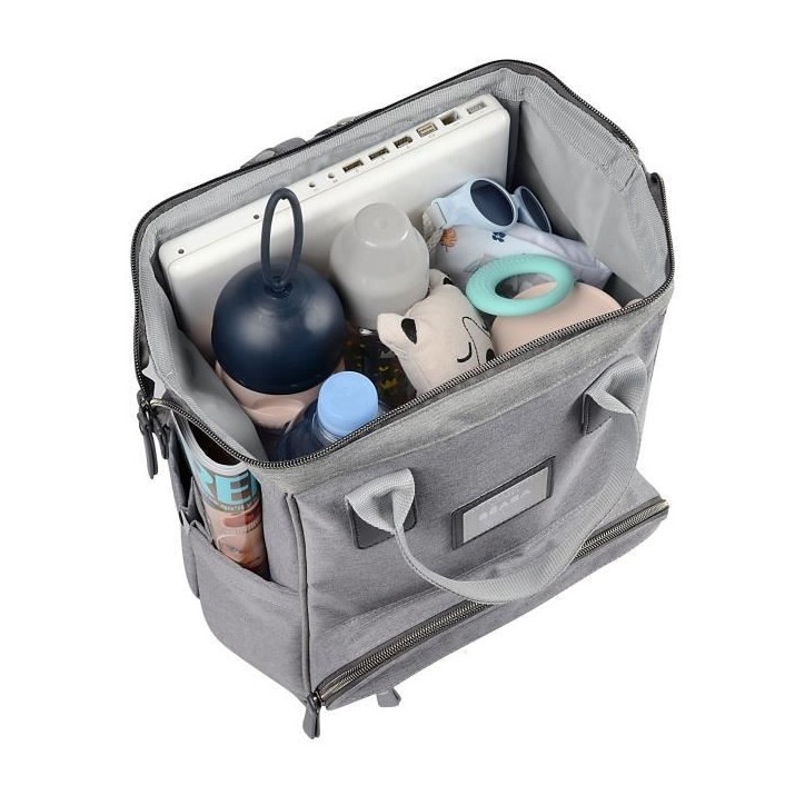 BEABA Sac a Dos a Langer pour Bébé Wellington, Grande capacité de rangement, Tapis a langer inclus, Grande ouverture, Gris