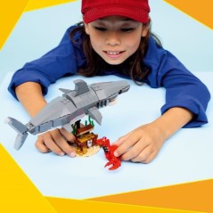 LEGO Creator 3-en-1 31381 Le Redoutable Requin et le Coffre au Trésor