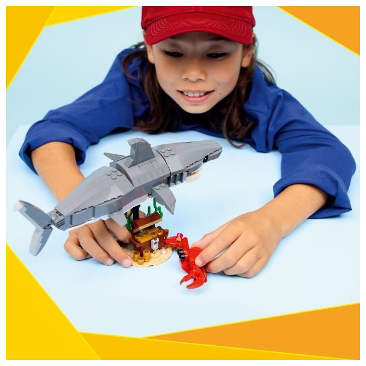 LEGO Creator 3-en-1 31381 Le Redoutable Requin et le Coffre au Trésor - Jouet des 8 ans LEGO Creator 3-en-1 31381 Le Redoutable Requin et le Coffre au Trésor - Jouet des 8 ans