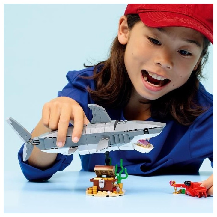 LEGO Creator 3-en-1 31381 Le Redoutable Requin et le Coffre au Trésor - Jouet des 8 ans LEGO Creator 3-en-1 31381 Le Redoutable Requin et le Coffre au Trésor - Jouet des 8 ans