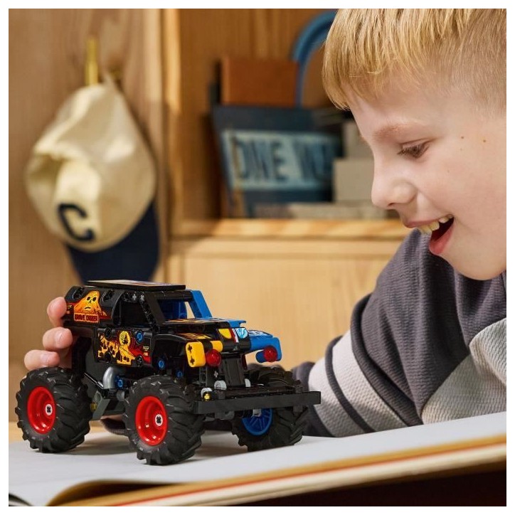 LEGO Technic 42219 Monster Jam Grave Digger - Feu et Glace - Jeu de Construction des 7 ans LEGO Technic 42219 Monster Jam Grave Digger - Feu et Glace - Jeu de Construction des 7 ans