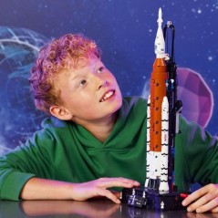 LEGO Technic 42221 La Fusée SLS NASA Artemis - Jeu Interactif STEM de