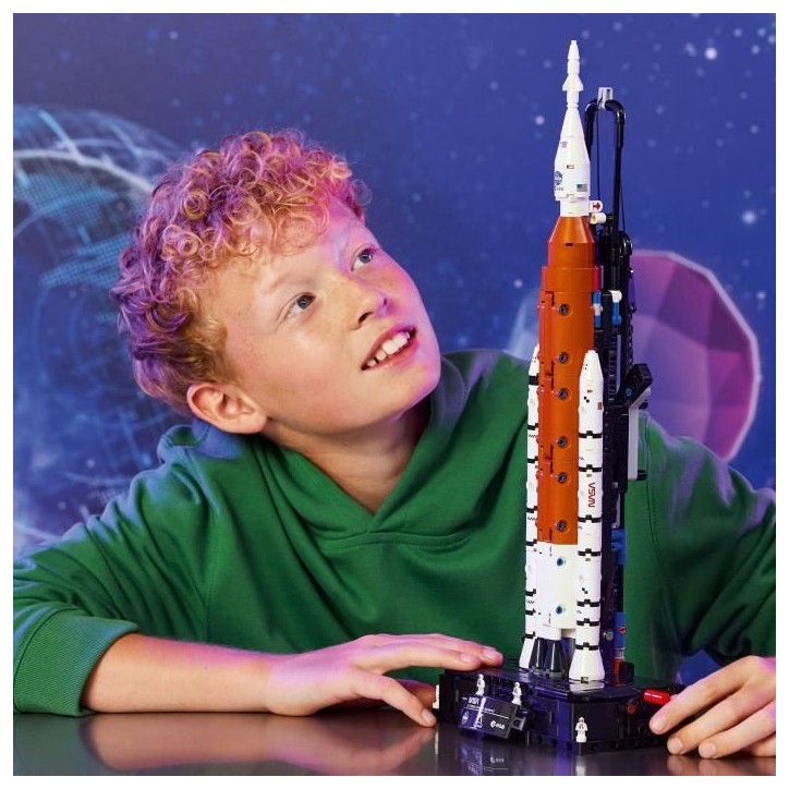 LEGO Technic 42221 La Fusée SLS NASA Artemis - Jeu Interactif STEM des 9 ans - Idée Cadeau - Set de construction LEGO Technic 42221 La Fusée SLS NASA Artemis - Jeu Interactif STEM des 9 ans - Idée Cadeau - Set de construction