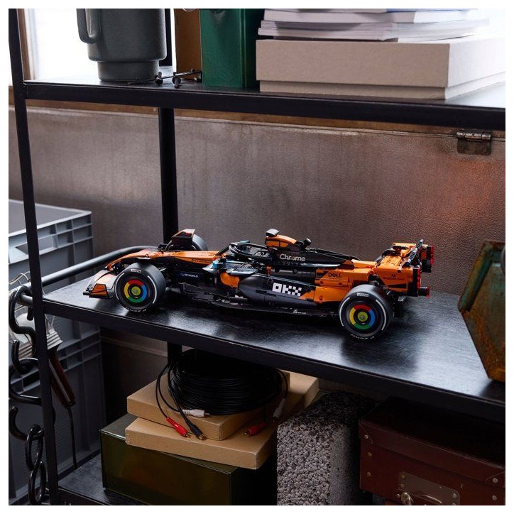 LEGO Technic 42228 Voiture McLaren MCL39 F1 - Set pour Adulte - Maquette de F1 - Cadeau LEGO Technic 42228 Voiture McLaren MCL39 F1 - Set pour Adulte - Maquette de F1 - Cadeau