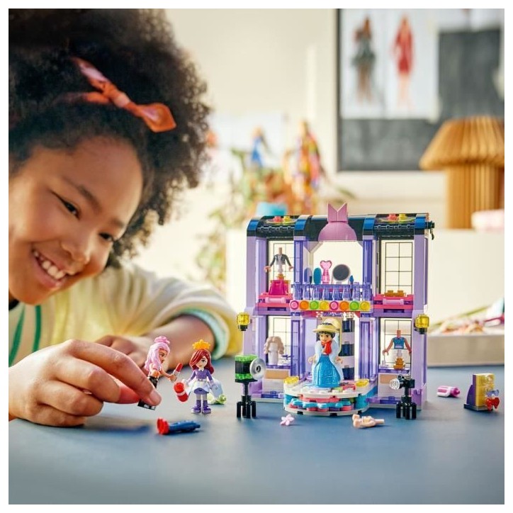 LEGO Friends 42685 Le Défilé de Mode de Heartlake City - Jeu de Construction des 7 ans LEGO Friends 42685 Le Défilé de Mode de Heartlake City - Jeu de Construction des 7 ans