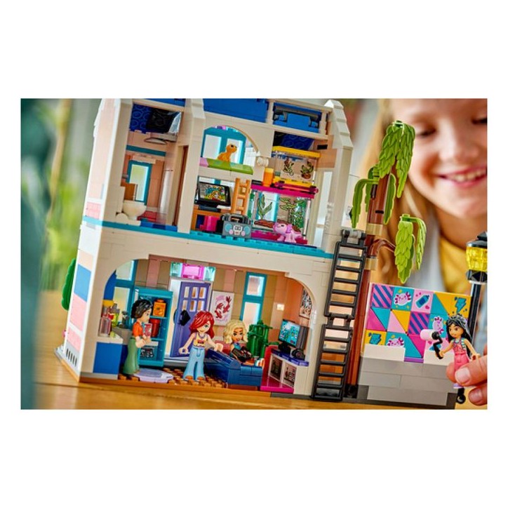 LEGO Friends 42687 La Maison de Famille de Liann - Jouet de Construction 7 ans - Cadeau LEGO Friends 42687 La Maison de Famille de Liann - Jouet de Construction 7 ans - Cadeau