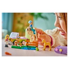 LEGO Friends 42695 La Remorque du Cheval et du Poulain - Jeu de Constr