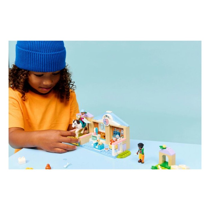 LEGO Friends 42696 La Clinique Vétérinaire - Jeu pour Fille ou Garçon des 4 ans - Cadeau LEGO Friends 42696 La Clinique Vétérinaire - Jeu pour Fille ou Garçon des 4 ans - Cadeau