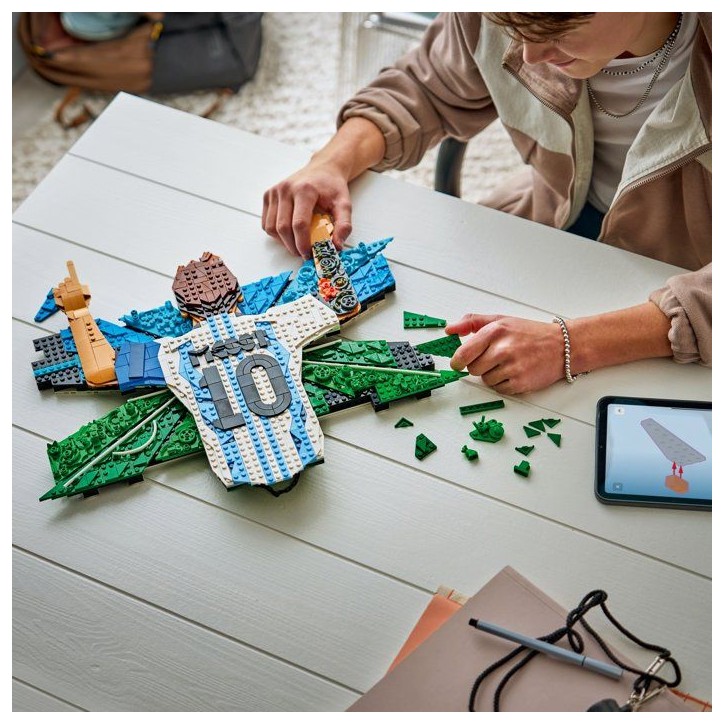 LEGO Editions 43018 Lionel Messi – La Célébration - Jeu Ado des 14 ans - Tableau Mural