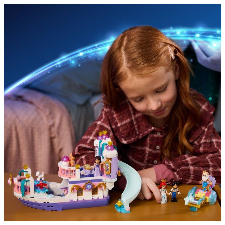 LEGO | Disney Princess 43299 Le Bateau du Mariage Royal d'Ariel - Jouet des 6 ans - Déco