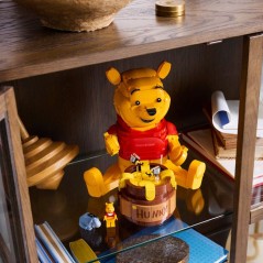 LEGO | Disney 43300 Winnie l'Ourson - Set de Construction - Décoratio