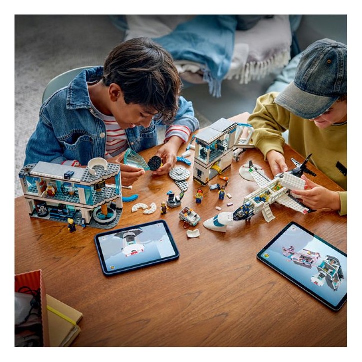 LEGO City 60502 L'Aéroport et l'Avion - Jeu de Construction pour Garçon ou Fille des 8 ans