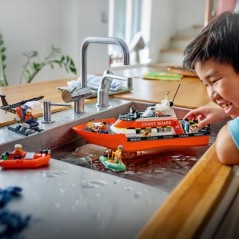 LEGO City 60504 Le Bateau de Sauvetage et l'Hélicoptere des Garde-Cô