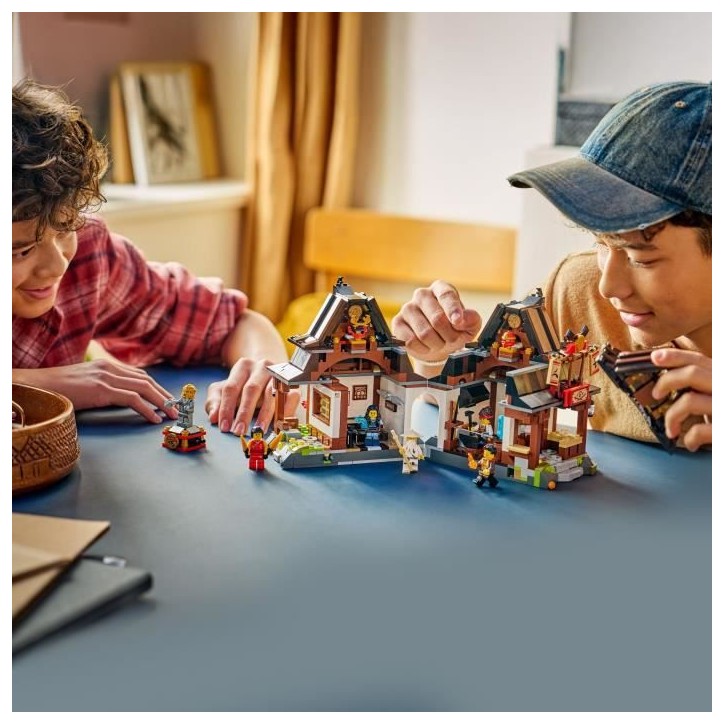 LEGO NINJAGO 71858 15e Anniversaire - La Forge des Quatre Armes - Jeu de Construction Ado LEGO NINJAGO 71858 15e Anniversaire - La Forge des Quatre Armes - Jeu de Construction Ado