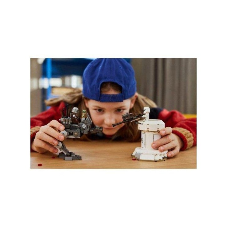 LEGO Star Wars 75444 L'Attaque de l'AT-RT - Jouet pour Garçon 7 ans - Maquette - Cadeau