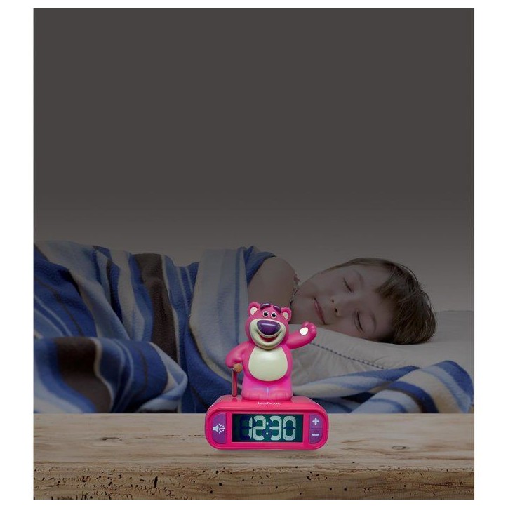 LEXIBOOK - Réveil veilleuse Lotso - Sons et mélodies, écran LCD rétro-éclairé et lumineux - Rouge, Blanc LEXIBOOK - Réveil veilleuse Lotso - Sons et mélodies, écran LCD rétro-éclairé et lumineux - Rouge, Blanc