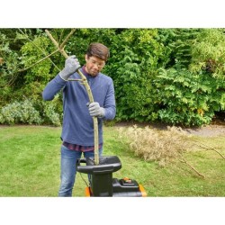 Broyeur de Végétaux filaire - BLACK+DECKER - BEGAS5800-QS - 2800W -