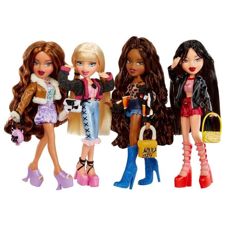 Bratz Goin' Out Poupée - Cloé - 1 Poupée Mannequin a Collectionner - Une Tenue, Un Sac a Main, Une Paire de Lunettes Soleil - Bratz Goin' Out Poupée - Cloé - 1 Poupée Mannequin a Collectionner - Une Tenue, Un Sac a Main, Une Paire de Lunettes Soleil -