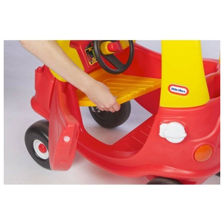Cozy Coupe - Little Tikes - Rouge - Voiture enfant - Portes, Klaxon et Plancher a retirer - Des 18 mois Cozy Coupe - Little Tikes - Rouge - Voiture enfant - Portes, Klaxon et Plancher a retirer - Des 18 mois