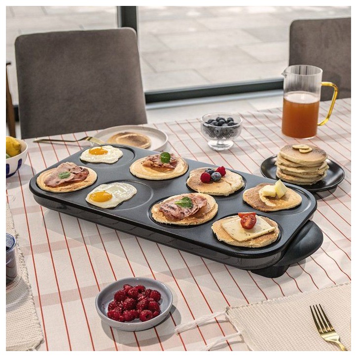 Maxi crepes party - LIVOO - DOC186G - 1500 W - 8 mini crepes Ø 12 cm - Revetement antiadhésif - Noir Maxi crepes party - LIVOO - DOC186G - 1500 W - 8 mini crepes Ø 12 cm - Revetement antiadhésif - Noir
