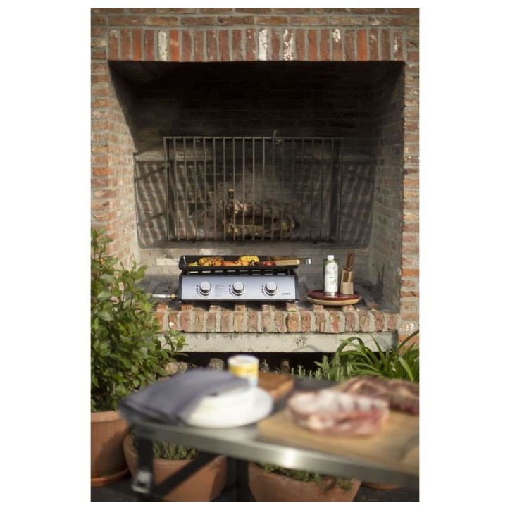 Plancha gaz - LIVOO - 3 bruleurs - 61 x 38 cm - DOC277 Plancha gaz - LIVOO - 3 bruleurs - 61 x 38 cm - DOC277