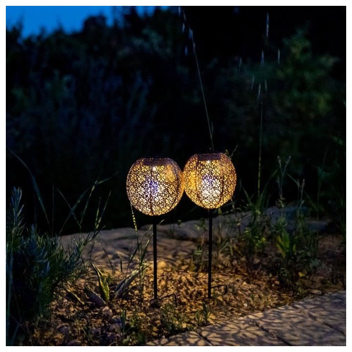 Lot de 2 balises solaires a planter - LUMISKY - AGADIR - H45 cm - Style oriental - LED blanc chaud Lot de 2 balises solaires a planter - LUMISKY - AGADIR - H45 cm - Style oriental - LED blanc chaud