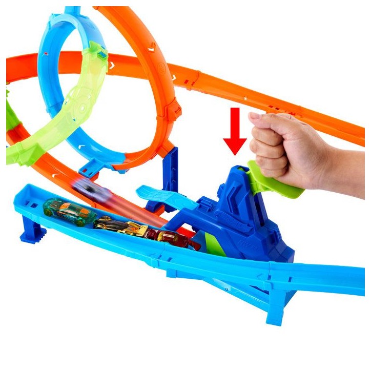 HW PISTE LOOPING CYCLONE