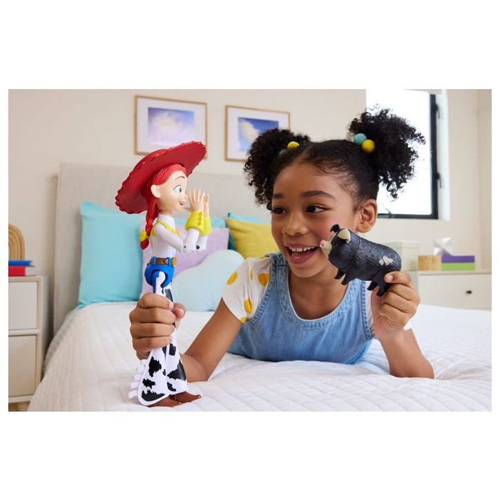 Figurine Jessie La Bavarde De L'Ouest - Avec Jimmy Dean - Toy Story - Disney Pixar - JMW30 - Des 3 ans Figurine Jessie La Bavarde De L'Ouest - Avec Jimmy Dean - Toy Story - Disney Pixar - JMW30 - Des 3 ans