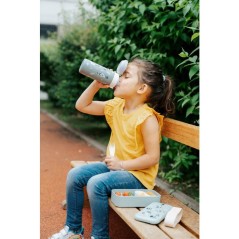 Gourde isotherme a bec verseur - MONBENTO - Enfants - Bouchon ouvertur