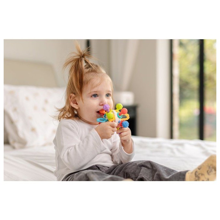 Anneau de dentition - NUBY - Twist ball - Avec hochet - Des 3 mois - Multicolore Anneau de dentition - NUBY - Twist ball - Avec hochet - Des 3 mois - Multicolore