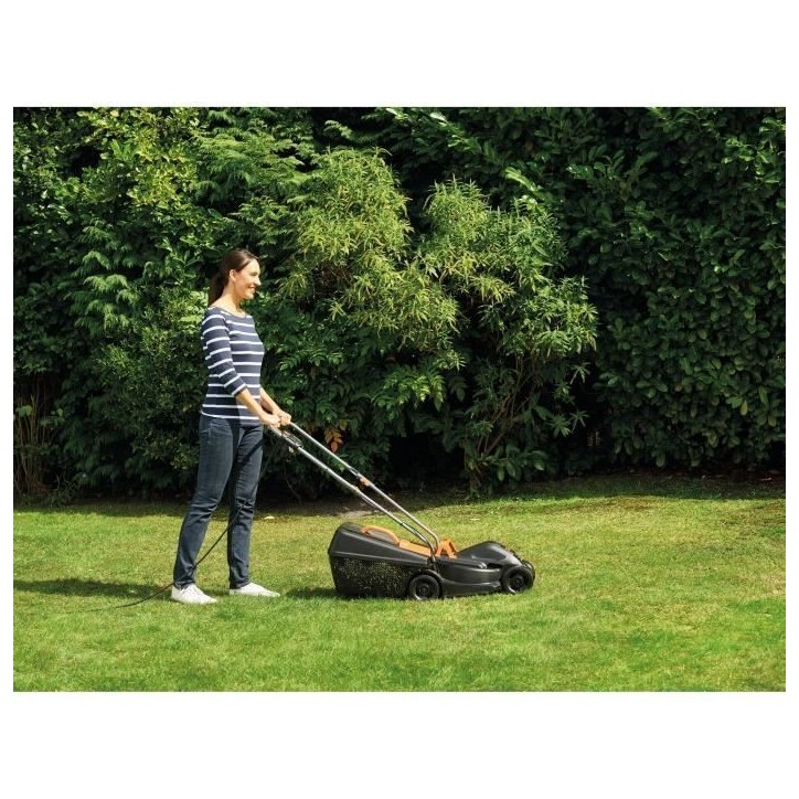 Tondeuse électrique filaire - BLACK&DECKER - BEMW351-QS - 1000W - 32cm de coupe Tondeuse électrique filaire - BLACK&DECKER - BEMW351-QS - 1000W - 32cm de coupe