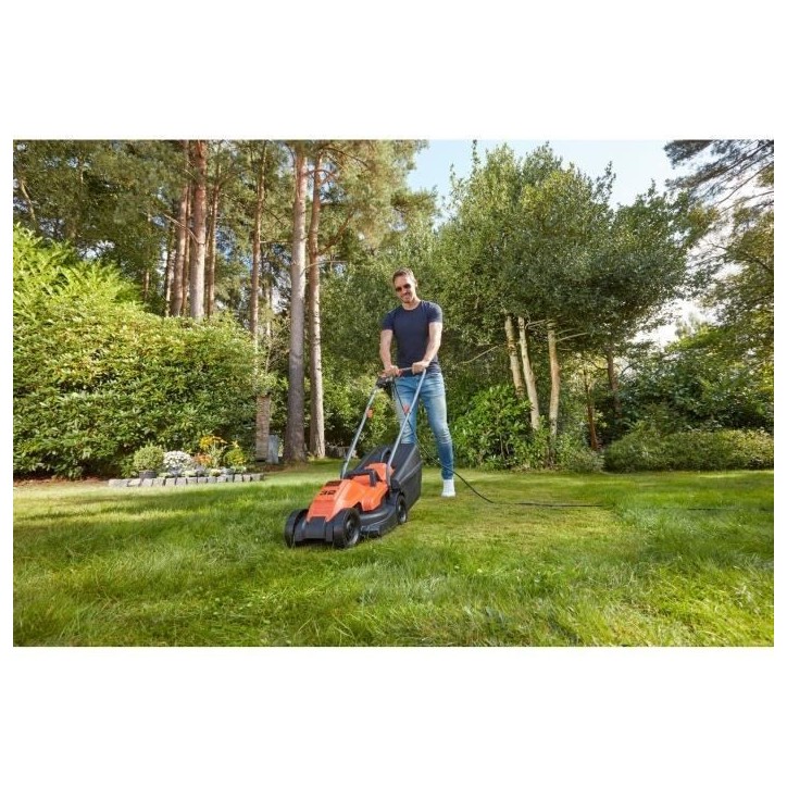 Tondeuse électrique filaire - BLACK&DECKER - BEMW451-QS - 1200W - 32cm de coupe Tondeuse électrique filaire - BLACK&DECKER - BEMW451-QS - 1200W - 32cm de coupe