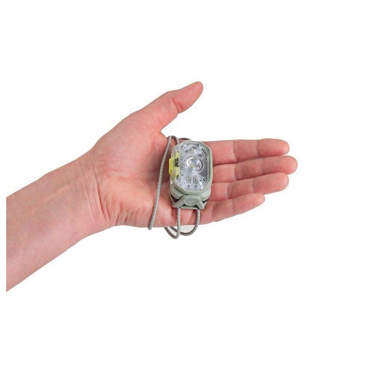 Lampe frontale - PETZL - SWIFT LT - 380 Lumens - Portée 70 m - Autonomie max 50 h - Batterie rechargeable Lampe frontale - PETZL - SWIFT LT - 380 Lumens - Portée 70 m - Autonomie max 50 h - Batterie rechargeable