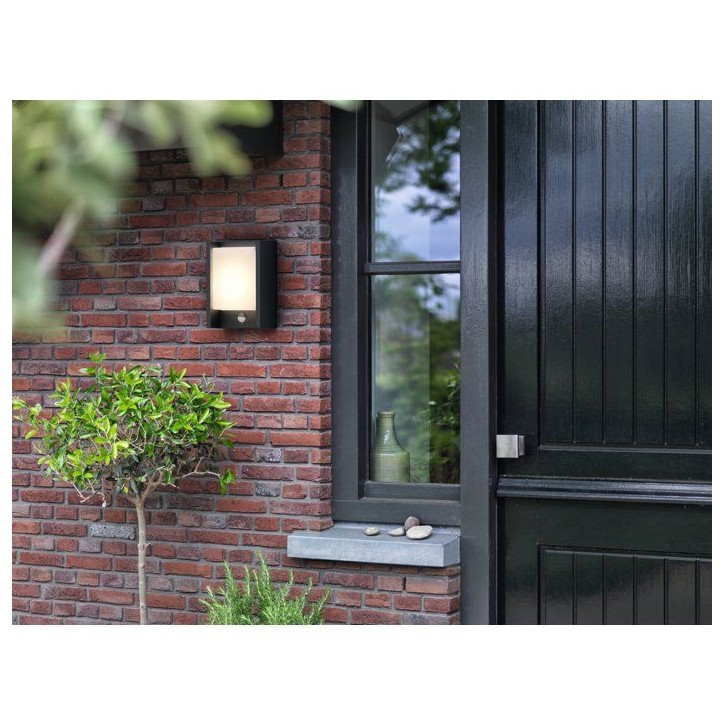 Applique murale - PHILIPS - Arbour - Lumiere blanche chaude - Avec capteur - Large - IP44 Applique murale - PHILIPS - Arbour - Lumiere blanche chaude - Avec capteur - Large - IP44