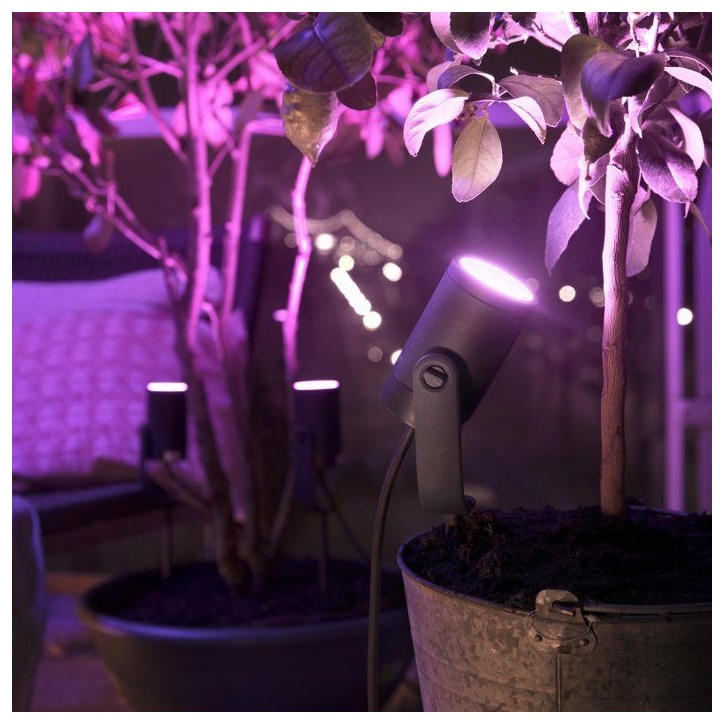 Lot de 3 spots de jardin - PHILIPS HUE - Lily - Noir - IP67 Lot de 3 spots de jardin - PHILIPS HUE - Lily - Noir - IP67