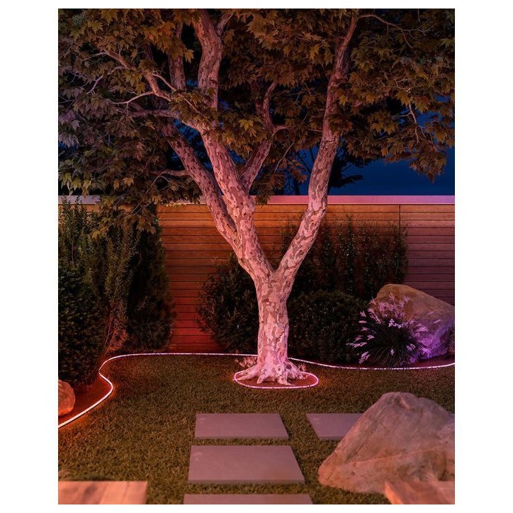 Ruban LED - PHILIPS HUE - Neon extérieur - 10 metres - 1100 lm - Ambiance - Aujustable - Résistant - Base tension Ruban LED - PHILIPS HUE - Neon extérieur - 10 metres - 1100 lm - Ambiance - Aujustable - Résistant - Base tension