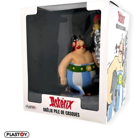 Figurine - PLASTOY - Astérix Obélix avec pile de casques et Idéfix
