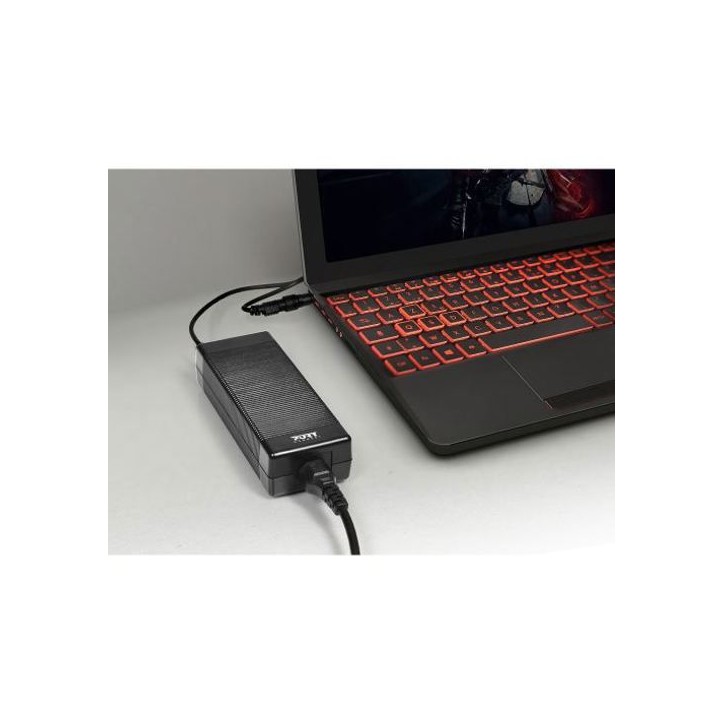 Adaptateur secteur - PORT DESIGNS - 900103 - CA 100-240 V - 150 W - Chargeur PC portable Adaptateur secteur - PORT DESIGNS - 900103 - CA 100-240 V - 150 W - Chargeur PC portable
