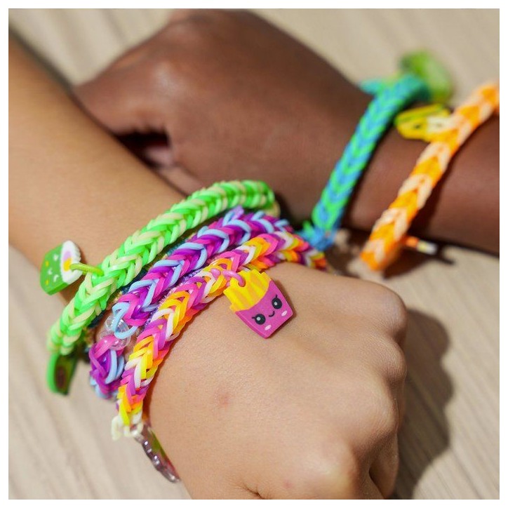 Kit de création de bracelets d'amitié - BANDAI - Rainbow Loom - Wrapit - 648 pieces - 20 projets DIY Kit de création de bracelets d'amitié - BANDAI - Rainbow Loom - Wrapit - 648 pieces - 20 projets DIY