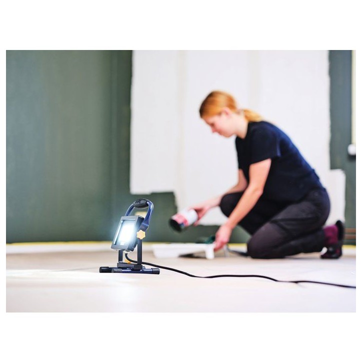 Lampe de chantier/projecteur - RAPID - The Painter - LED 2k Lumens, peinture - IP65 - 6000 Kelvins - Emballage FSC - (5001729) Lampe de chantier/projecteur - RAPID - The Painter - LED 2k Lumens, peinture - IP65 - 6000 Kelvins - Emballage FSC - (5001729)